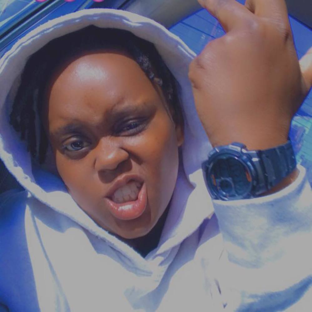 Meet your Posher, Yannie